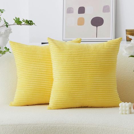 Fundas de almohada de 45 x 45 cm, juego de 2, fundas de almohada extra suaves para sofá, fundas de almohada decorativas de terciopelo a rayas amarillo mostaza, aptas para sofás cama, 45 x 45 cm, amari