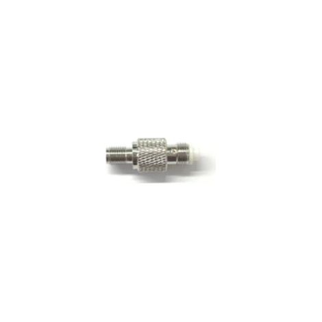 Adaptateur coaxial RS PRO FME Femelle vers SMA Femelle, Droit, , 50O, 900MHz ( Prix pour 1 )