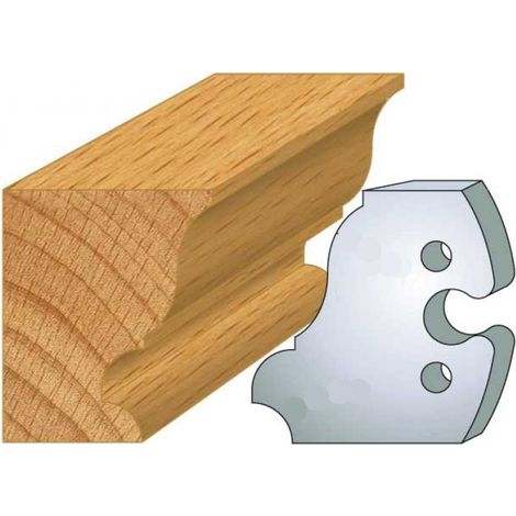 JEU DE 2 FERS PROFILES ACIER HT.50MM N°235