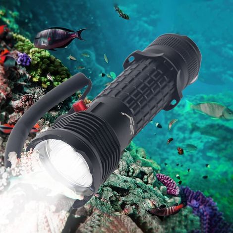 Lampe torche sous-marine LED ultra-lumineuse, étanche jusqu'à 200 mètres de profondeur, lampe de plongée professionnelle, étanche pour plongeurs, lampe de sécurité pour la natation, lampe de plongée. (1/5)