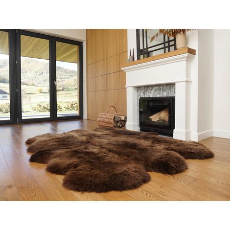Alfombra Sexto marrón de auténtica piel de oveja, 200 x 180 cm (80 x 70 pulgadas), alfombra de lujo XL de lana natural, diseño de cuatro pieles. (1/5)