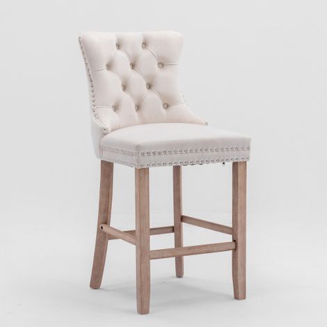 Tabourets de bar velours capitonné pieds bois clous chromés lot de 2 beige