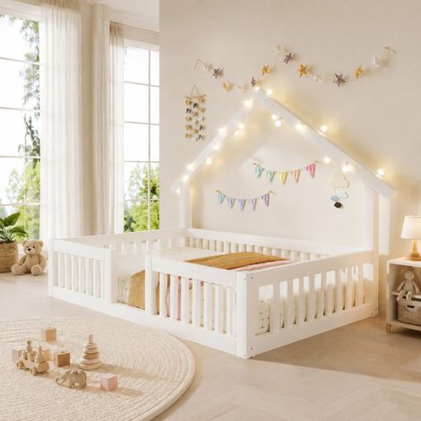 Letto casetta bambino 90x200 cm in legno, con sponde di sicurezza, LED e finitura bianca, OKWISH (1/5)