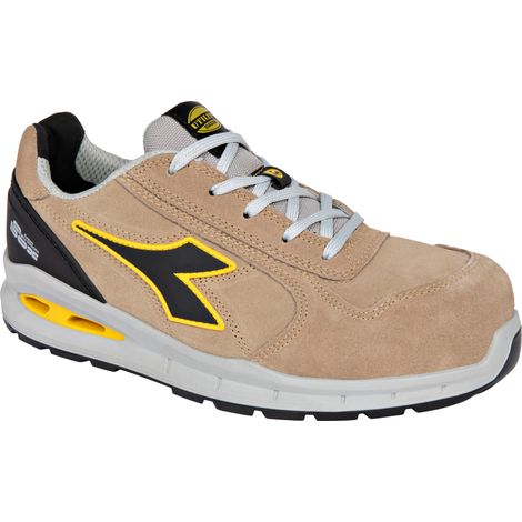 Chaussures de sécurité basses RUN A.BOX LOW S3S FO SR ESD marrons DIADORA - 182528 C8704 44