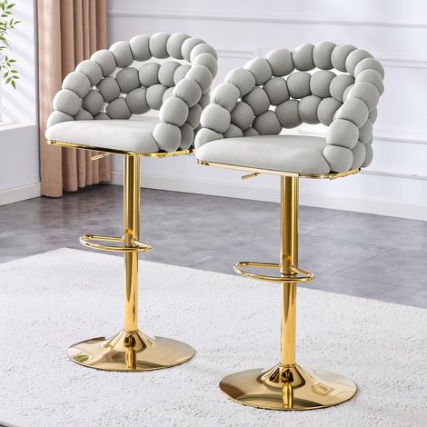 Tabourets de bar velours gris clair, pack de 2 – chaises hautes avec dossier chaîne, piètement doré réglable, style chic pour comptoir de cuisine, bar ou salle à manger (1/5)