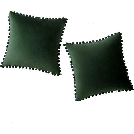 Lot de 2 housses de coussin décoratives en velours à pompons, couleur unie, douces et carrées, 45 x 45 cm, vert foncé, pour canapé, chambre ou voiture. (1/5)