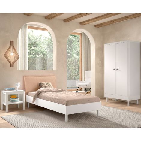 Chambre d&039enfant Forrest: chevet, lit 90x200, armoire - bois (1/4)