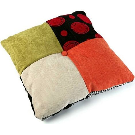 Cuscino quadrato patchwork per arredo casa da  poltrona divano letto (1/4)