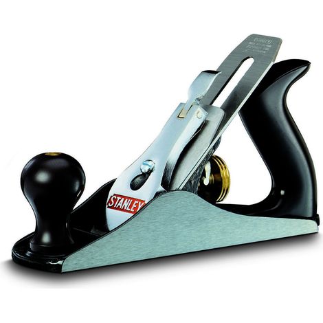 Stanley – Rabot à main Bailey n°4 245mm – Réglage fin de profondeur – Fût en fonte – Bloc d'arrêt chromé – Poignée synthétique laquée noire
