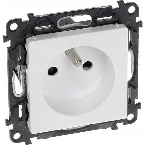 Presa elettrica Legrand valena life 16A incasso IP20 (1/3)
