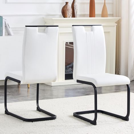 Ensemble de 2 chaises blanches en polyuréthane de forme arquée – Apporte une touche tendance aux intérieurs minimalistes et contemporains.