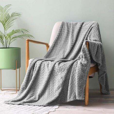 Couverture en Flanelle Super Douce, en Microfibre de Haute Gualité, gris clair 127 x 178cm, Confortable et Chaude, Convient à Toutes Les Saisons (1/5)