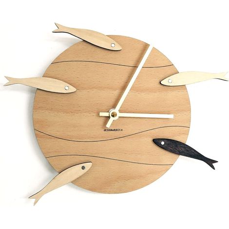 Horloge murale en bois de hêtre avec poissons magnétiques Amalfi (1/5)