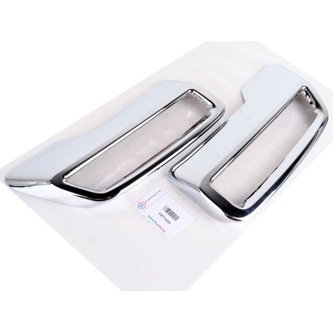 Bandes de protection de grille d'échappement de pare-chocs arrière pour Peugeot 3008 II et 5008 II (1/5)