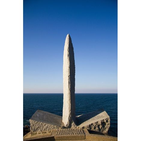 Tableau sur toile monument Hoc Cricqueville-en-Bessin 65x97 cm - Impression sur Toile Murale Décorative - Image imprimée en HD sur Toile - Toile sur Châssis en Bois FSC - Fabriqué en France (1/4)