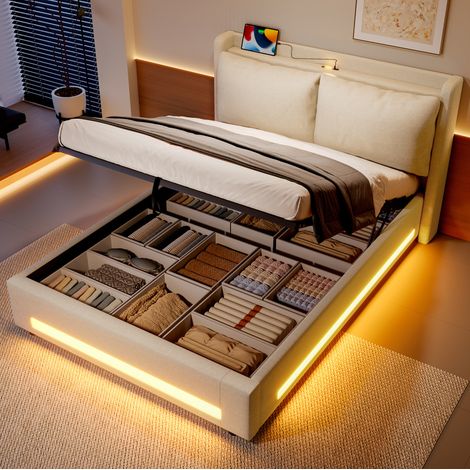 Cama tapizada 160x200 cm beige de lino con cabecero con repisa, USB-C, LED y almacenaje
