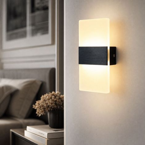 Applique murale LED design moderne en aluminium et acrylique, éclairage doux 4W, finition noir brossé, idéale pour chambre et couloir, 20x10cm (1/4)