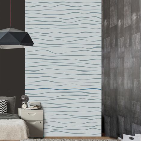 Papier peint intissé gris clair, vagues horizontales et trait bleu, 250x150cm - Déco murale panoramique pour salon, chambre, bureau, etc. (1/2)