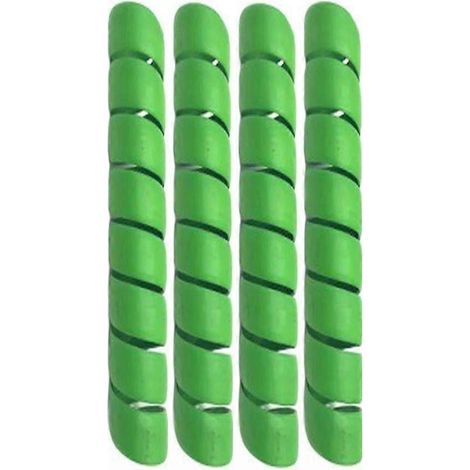 Quatre manchons de protection pour troncs d'arbres, fabriqués à partir de tubes spiralés en plastique. Ces protections protègent les arbres des cerfs, des lapins et des chats. (1/5)