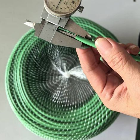 Tube d'attache en PVC pour arbres, lien de jardin flexible et vert pour arbres fruitiers, plantes et supports pour vignes (1/3)