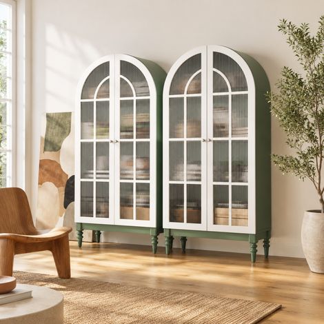Vitrina alta de 165 cm con puertas dobles de vidrio acanalado, 3 estantes y diseño arqueado verde, MDF y metal, para salón o comedor vintage – CHICFURN (1/5)
