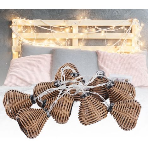 Guirlande lumineuse de 10 lampes en rotin avec boules LED, idéale pour la décoration de mariage et d'intérieur. (1/5)