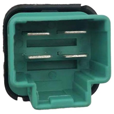 Applies to the Nissan Patrol Y62 25320-SC brake light switch with green connector (1/3)