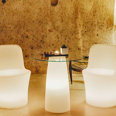 Poltrona outdoor da giardino in resina con LED RGB e (1/3)