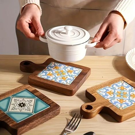Ensemble de 4 sets de table en bois à motif floral - Set de table de cuisine résistant à la chaleur, style vintage, dessous de plat isolant, synthétique (1/5)