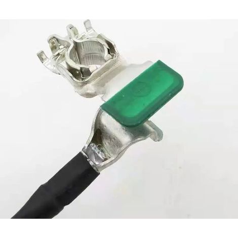 Le 5638SC est compatible avec les câbles de batterie Citroën pour les modèles 307, 308 et 408. Le fil de masse négative est le 9661191580, ce qui améliore la mise à la terre et empêche l'oxydation.