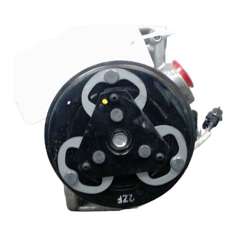 [PRODUIT D'OCCASION] Compresseur Air Conditionne DACIA Duster ♻️ Ref Oe. 926001571r - Garantie à vie (1/5)