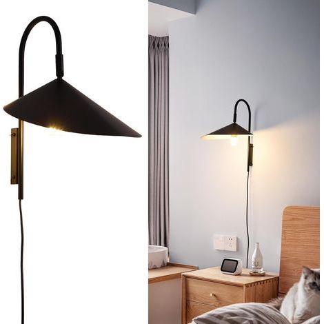 Applique murale nordique minimaliste avec prise noir mat D295 mm (1/5)