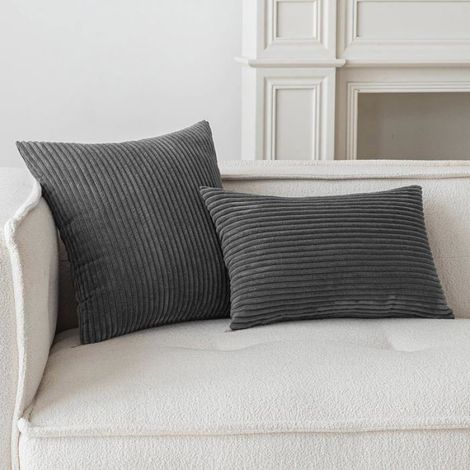 Pack de 2 housses de coussin décoratives en velours côtelé, 45 x 45 cm, super douces, style bohème rayé, gris foncé (1/4)