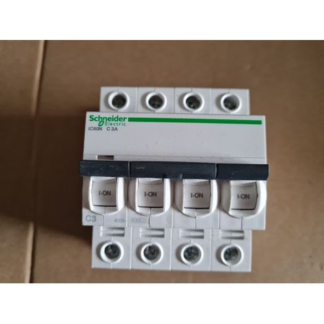 iC60N , iC60H iC60L 4P C 3A DISJONCTEUR SCHNEIDER