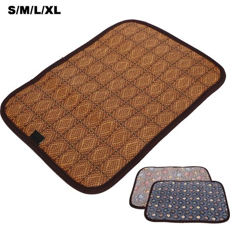 Tapis d'été pour chien double face, coussin rafraîchissant pour animaux de compagnie, lit de couchage doux et respirant pour chat (couleur café, empreinte M) (1/5)