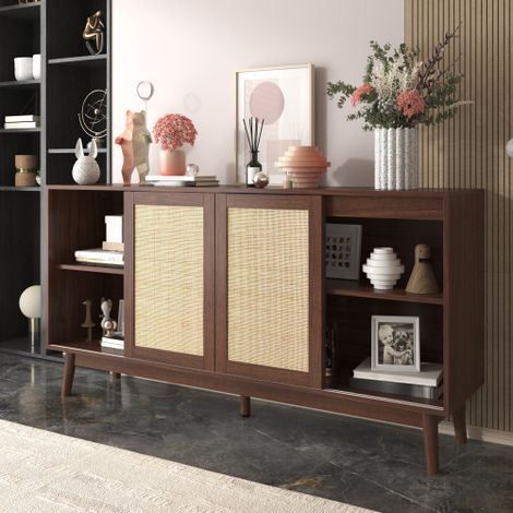 Meuble TV doté de pieds à finition dorée, de deux tiroirs et de portes au design unique. (1/5)