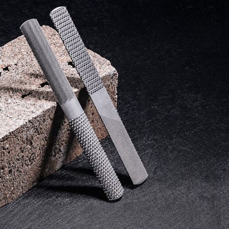 Lot de 2 limes 4-en-1 en acier au carbone haute dureté pour bois, 4 faces : râpes fine et grosse pour surfaces courbes et planes (1/5)
