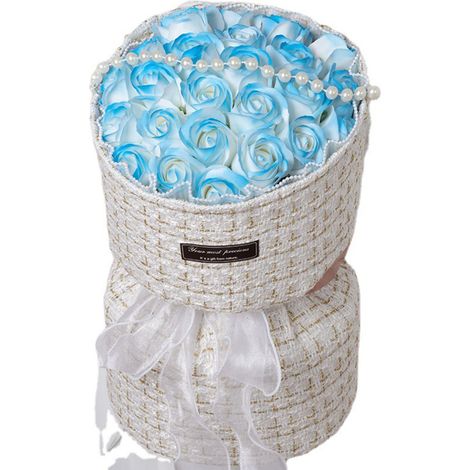 Sorpréndela con un pequeño ramo de fragantes rosas azules, "Brises par le Vent" (Brisas del viento), y una caja de regalo con flores de jabón artificiales. (1/5)