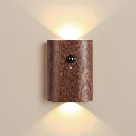 Intelligente Treppenhausbeleuchtung mit Nachtlichtfunktion – Wiederaufladbare Treppenhausleuchte mit Bewegungsmelder, 2700K warmweißes LED-Licht, Walnussholz, geeignet für die Sicherheit in Schlafzimm