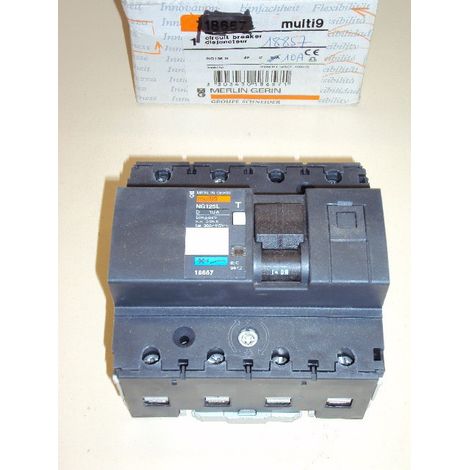 Multi9 NG125L - disjoncteur modulaire - 4P - 10A - courbe D - 18857 (1/2)