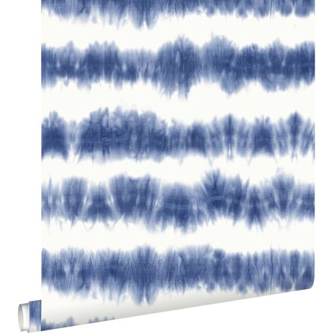 papier peint rayure horizontal tie-dye shibori bleu jeans indigo intense et blanc mat - ESTAhome (1/5)