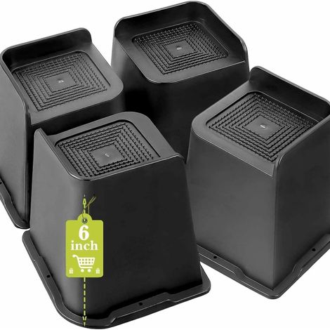 Ein Set aus 4 robusten, quadratischen Möbelheber-Pads, Tragkraft bis zu 2721 kg, schwarz, geeignet für Regale und Tische.