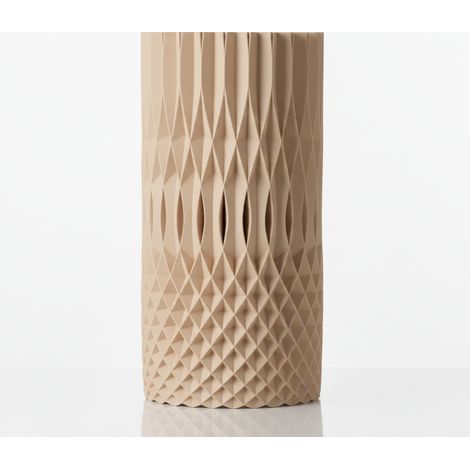 Vaso decorativo a spirale, traforato, beige, per fiori eleganti.