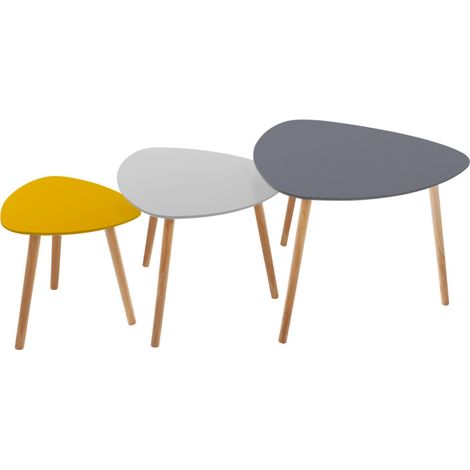 Atmosphera – Lot de 3 tables gigognes triangulaires en MDF et chêne – Design scandinave – Dimensions : 34x34x35cm, 47x47x40cm, 60x60x45cm (1/5)