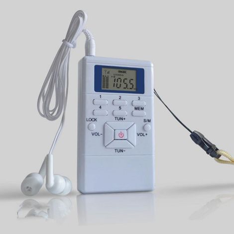 Portable stereo FM radio (white), with headphones, mini digital tuning FM transistor radio (1/5)