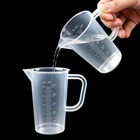 Verre Doseur Plastique 100ml Gradué, 2 Pièces Mini Verre Doseur Cuisine Transparent Réutilisable avec Échelle de Précision – pour Lessive, Laboratoire, Cuisine, Pâtisserie (1/5)