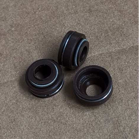 Valve seal for GX240, GX270, GX340, and GX390 (part number 12209-ZE8-003)