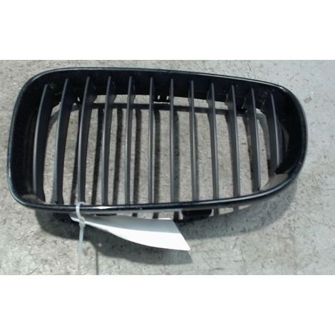 [PRODUIT D'OCCASION] Grille Calandre Gauche BMW Serie 1 ♻️ Ref Oe. 51137077129 - Garantie à vie (1/2)