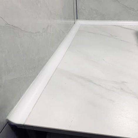 Seuil de douche scellé, bande d'étanchéité auto - adhésive en silicone pour comptoir, évier, baignoire, plancher de pièce humide (blanc, 1 m) (1/5)
