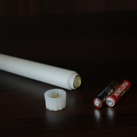 Set mit 8 flammenlosen, flackernden LED-Teelichtern, 2-Kanal-Fernbedienung, rot, für Halloween-/Erntedank-/Weihnachts-/Geburtstags-/Hochzeitsdekorationen (1/4)